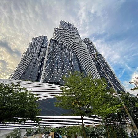 Arte Mont Kiara By Cozynest Apartment Kuala Lumpur Exterior photo
